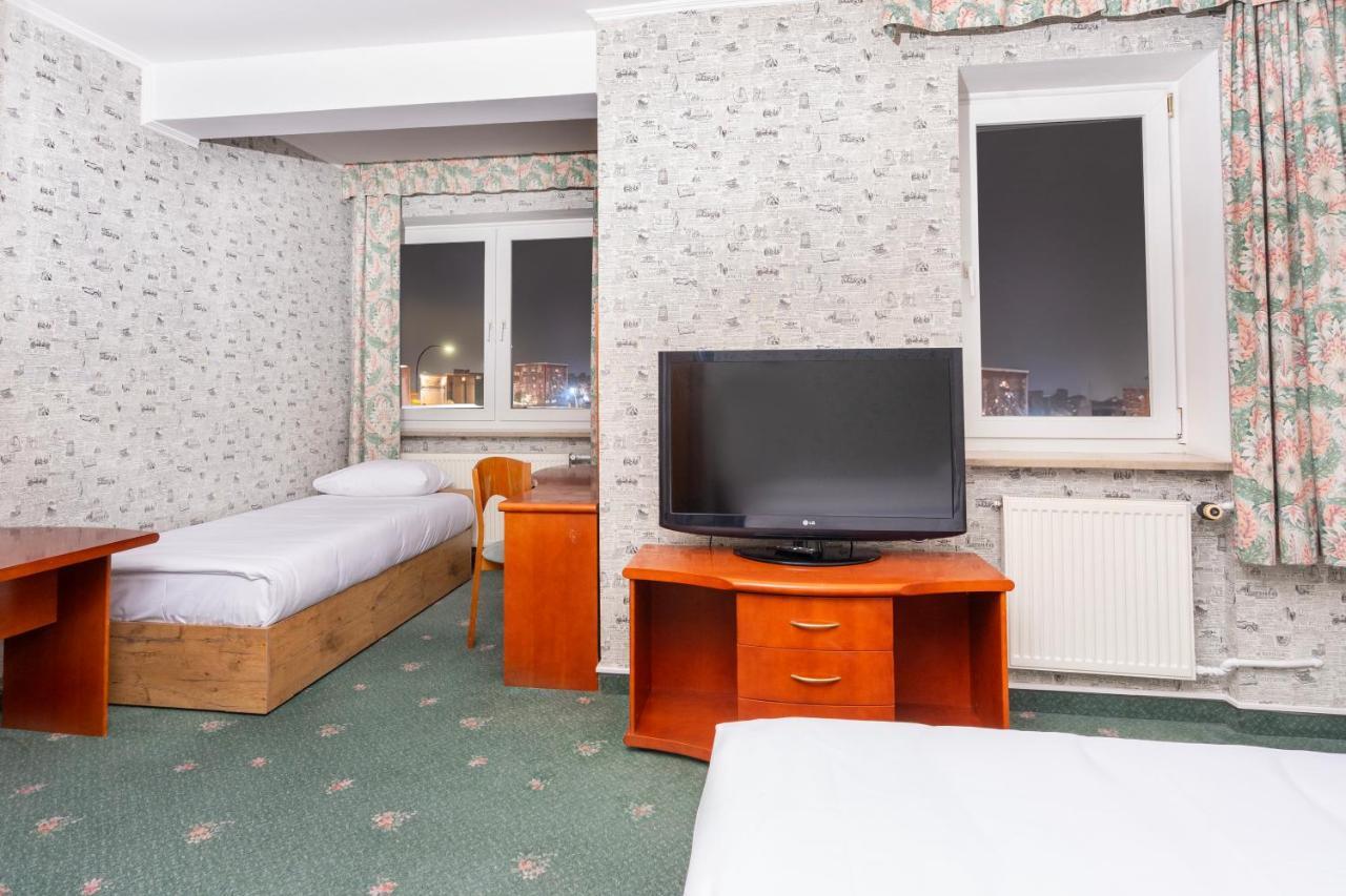 Hotel Victory Home Varsó Kültér fotó