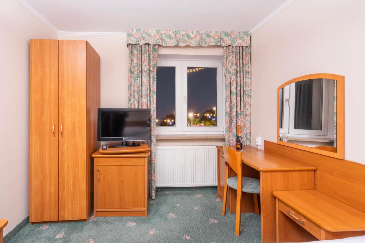 Hotel Victory Home Varsó Kültér fotó