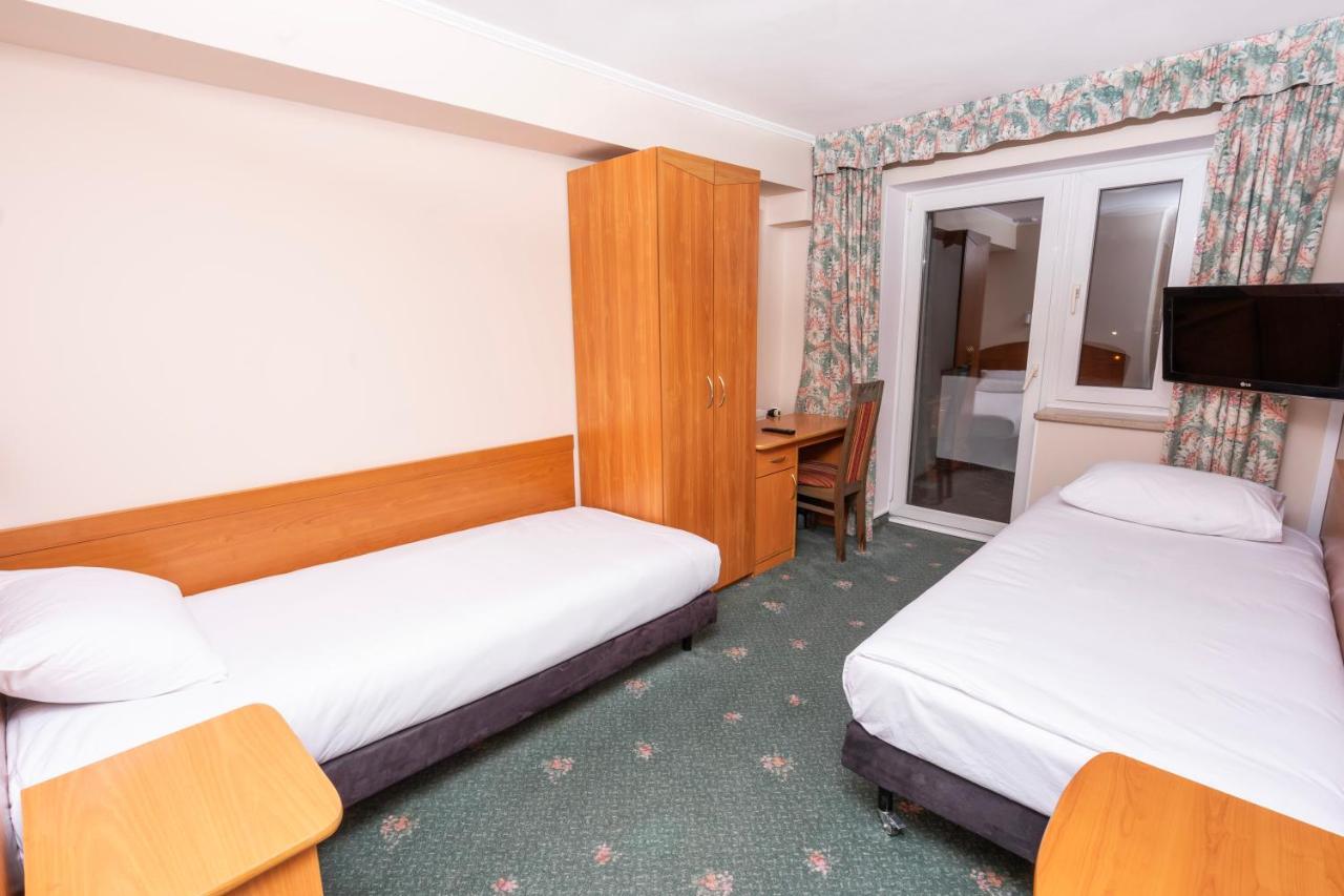 Hotel Victory Home Varsó Kültér fotó