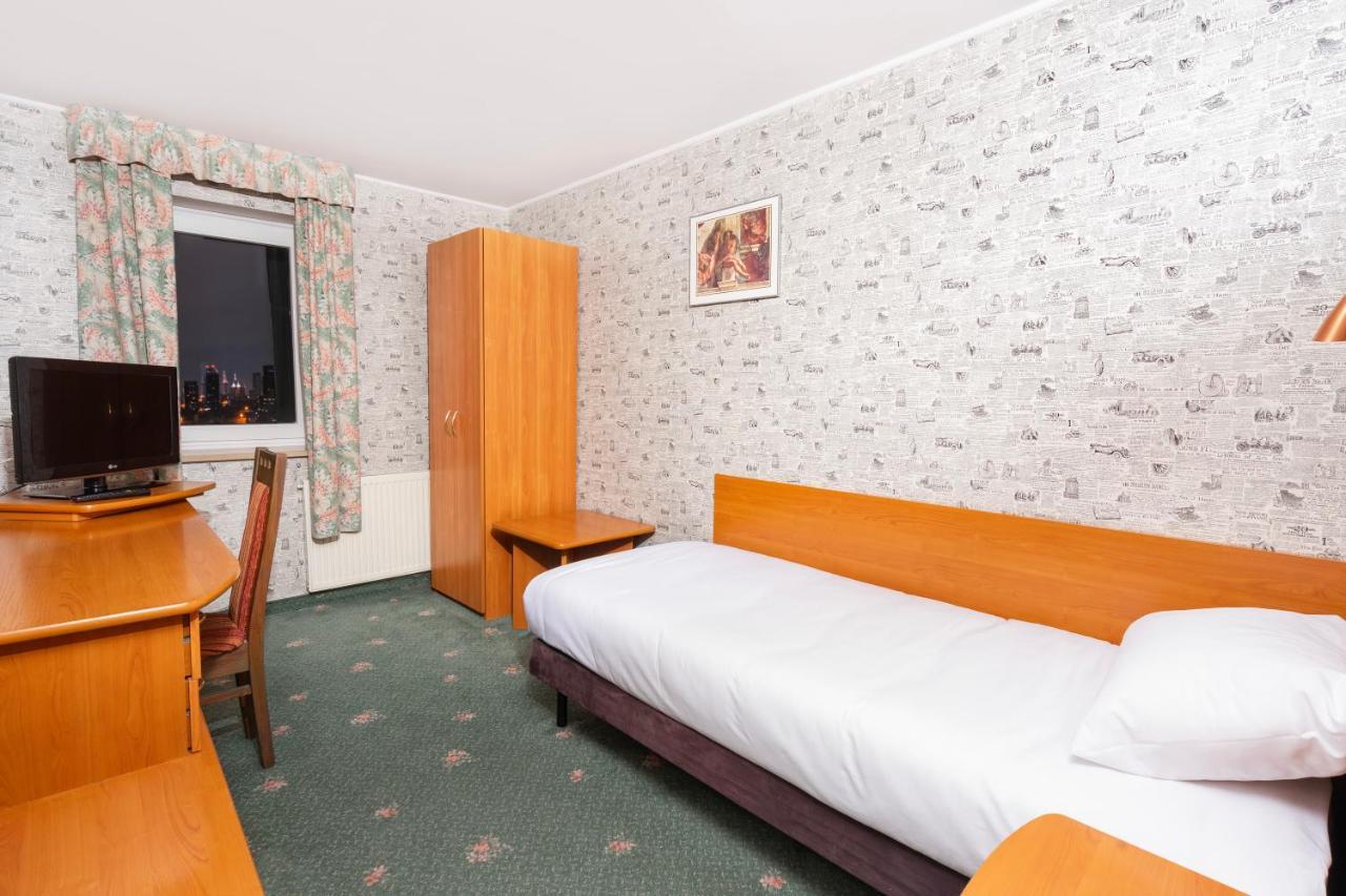 Hotel Victory Home Varsó Kültér fotó