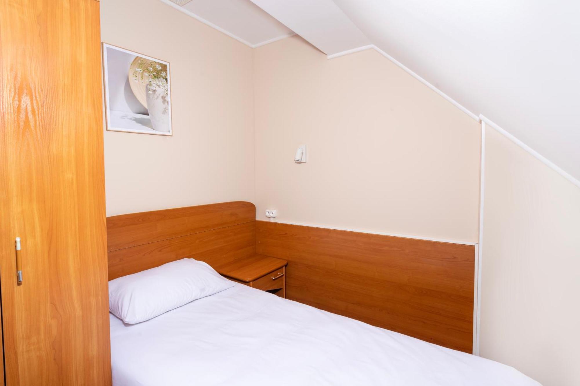 Hotel Victory Home Varsó Kültér fotó