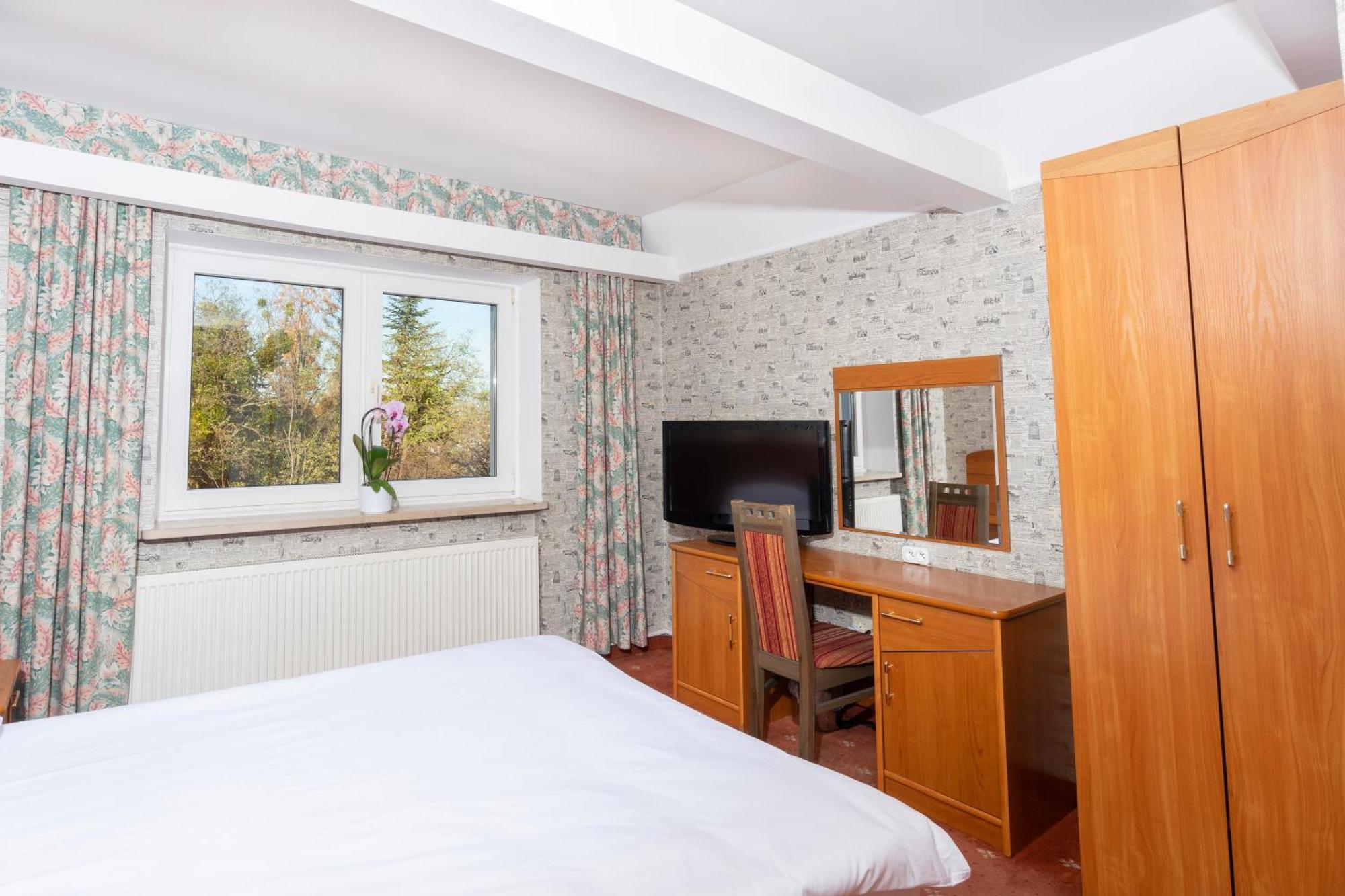 Hotel Victory Home Varsó Kültér fotó